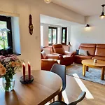Apartament Przycup W Karkonoszach - Za Oknem Góry! - Dwupoziomowy Strażacka 2 Z Widokiem Na Góry Z Parkingiem Przy Wyciągu Oraz Przy Szlakach Turystycznych Karpacz